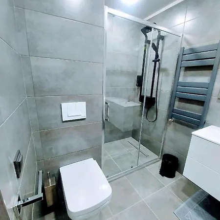Hermes Avenue Apartament *