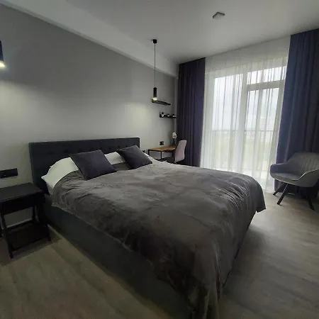 Hermes Avenue Apartament *